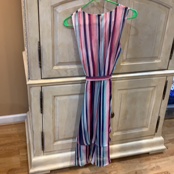 NWOT Jennifer Lopez pastel colored wrap midi  dress, small. - Picture 4 of 5